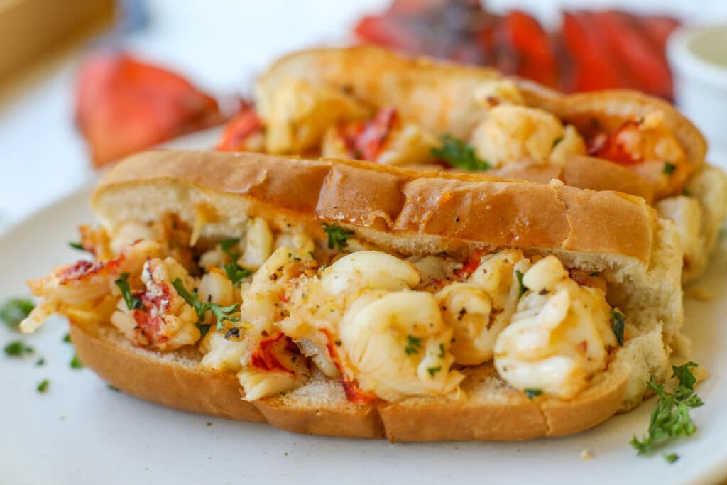 Juicy Lobster Rolls - Healthyish Foods
