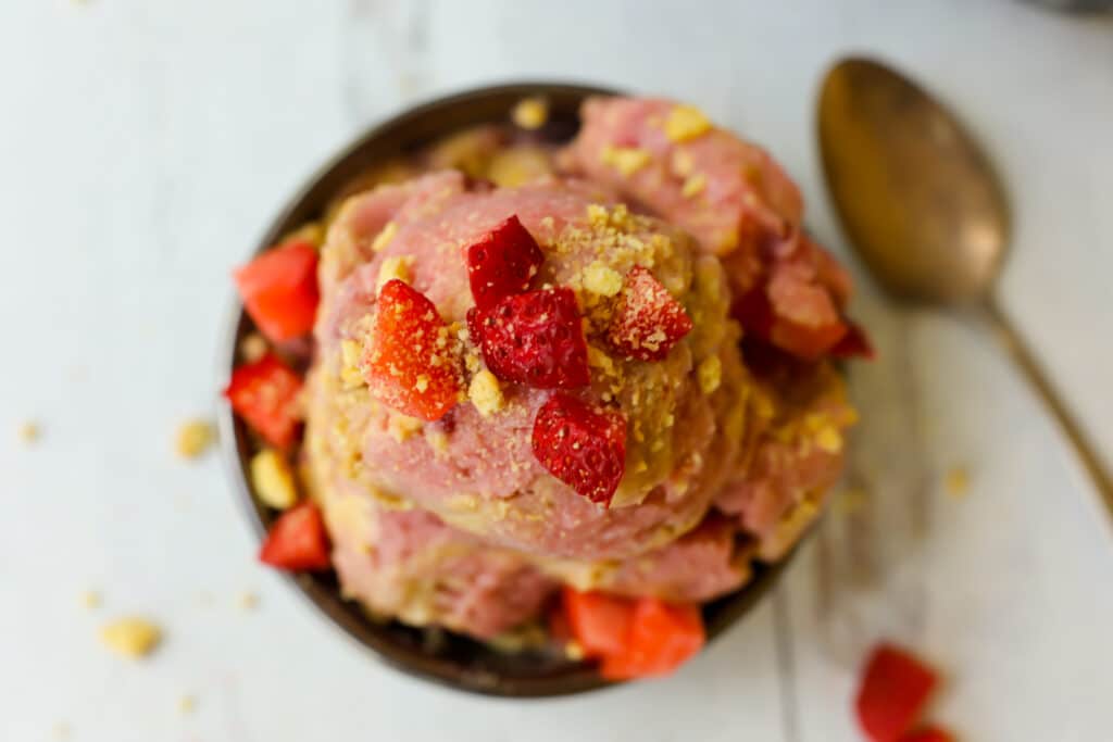 Strawberry banana NICE cream – Healthyish Foods