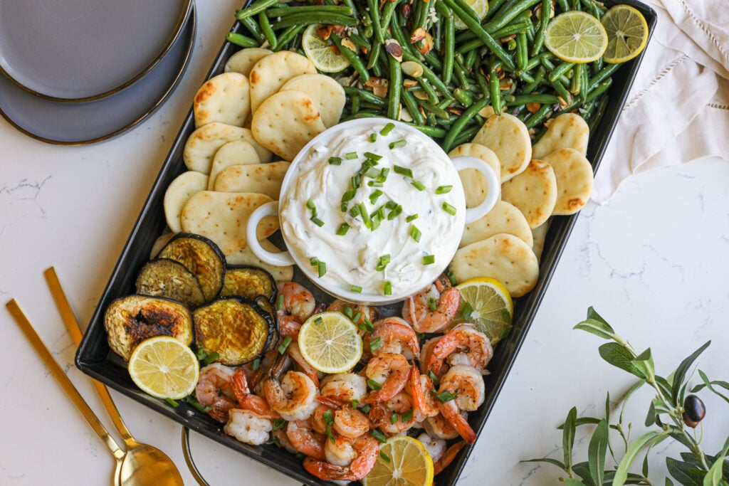 Tzatziki Dipping Bento Lunch