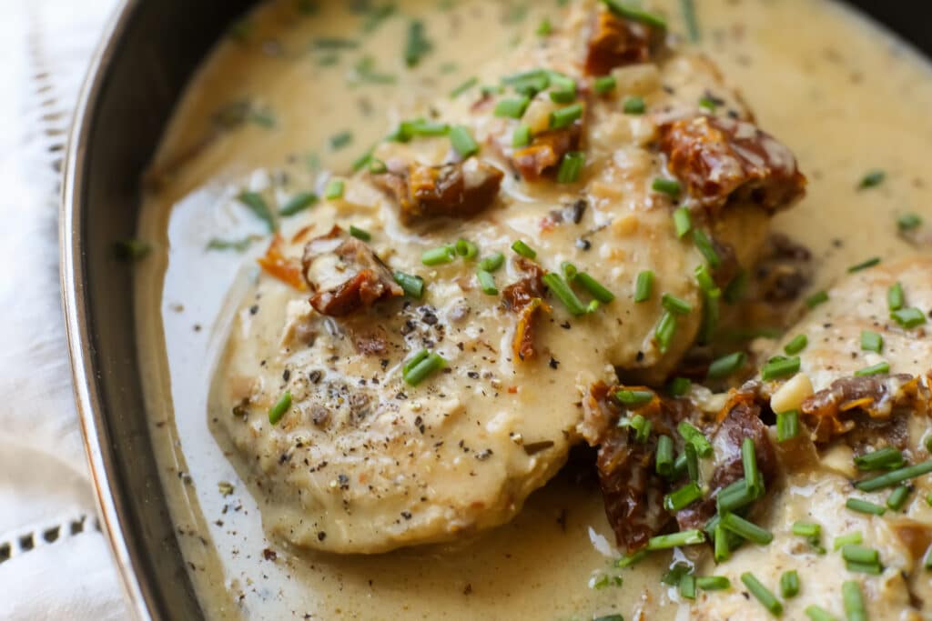Creamy Dijon Chicken – Healthyish Foods