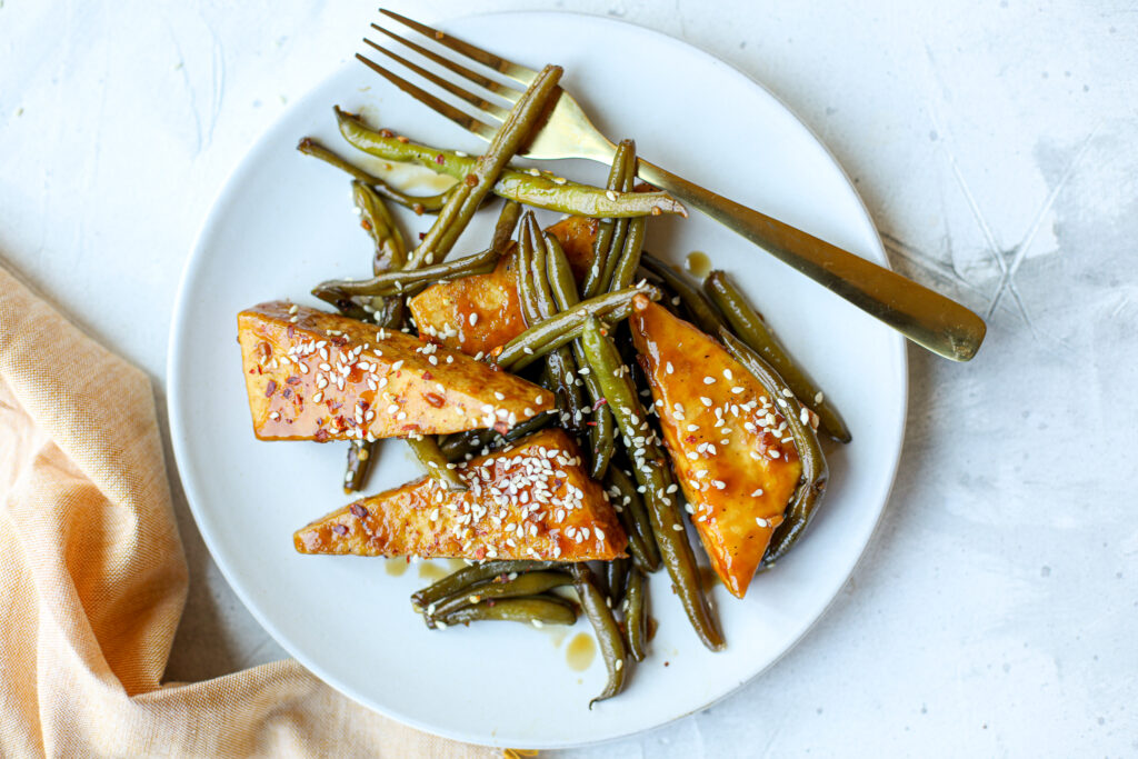 Crispy Tofu and Green Beans with Balsamic Soy Sauce – Healthyish Foods