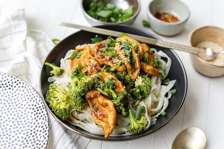 Chicken Broccoli Stir Fry- Healthyish Foods
