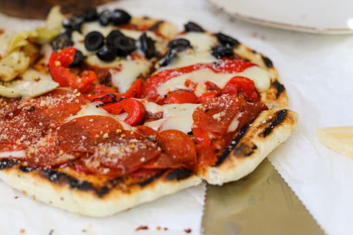 Homemade Grilled Pizza – Healthyish Foods