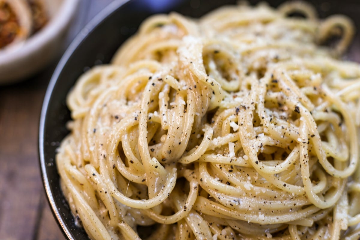 Cacio e Pepe – Healthyish Foods