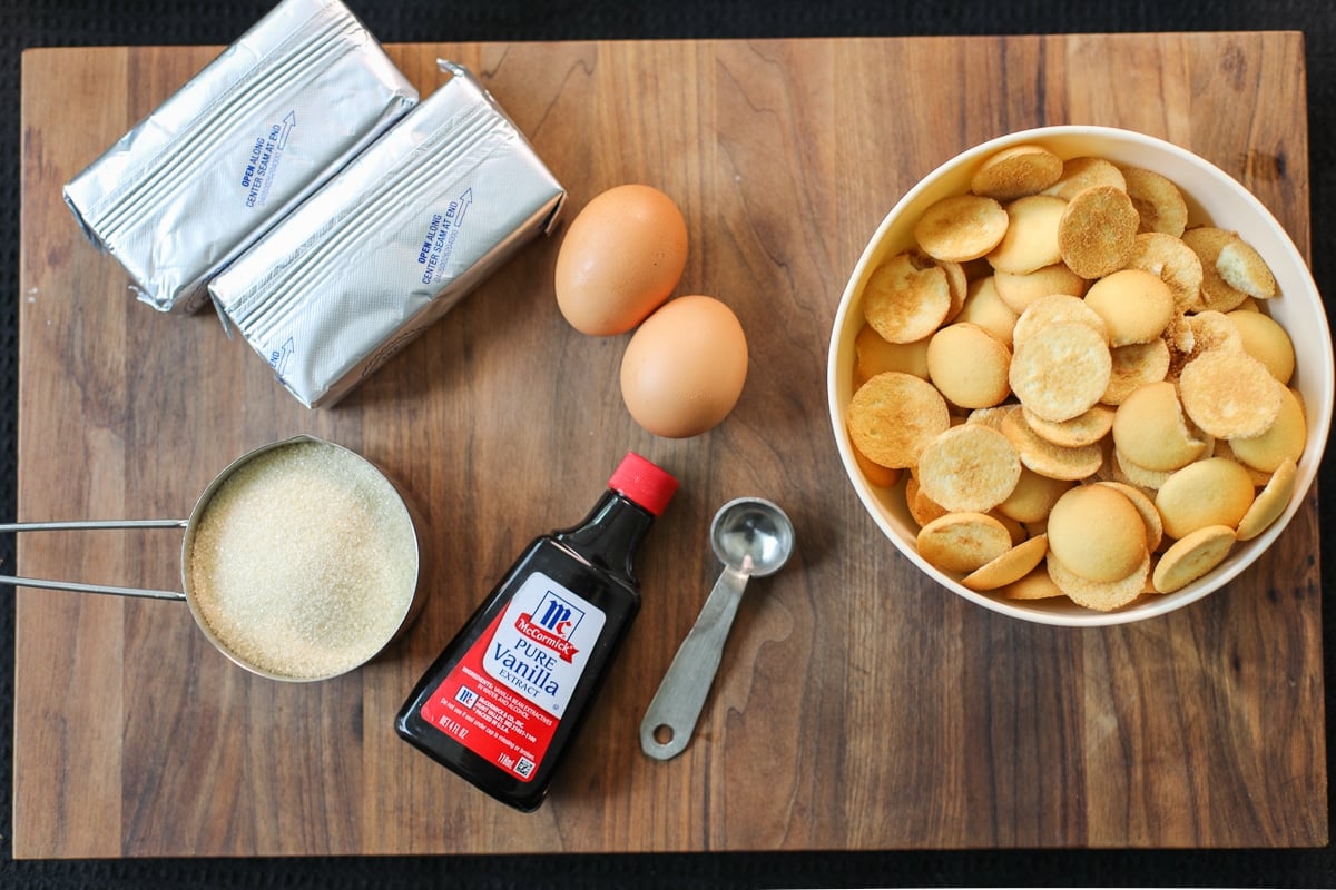 ingredients for the easy mini cheesecakes. 