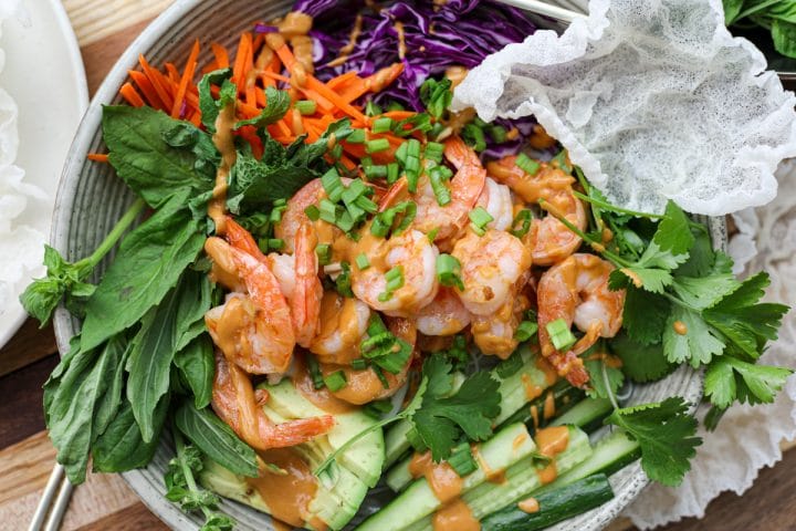 Garlicky Shrimp Summer Roll Bowls – Healthyish Foods