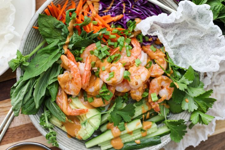 Garlicky Shrimp Summer Roll Bowls – Healthyish Foods