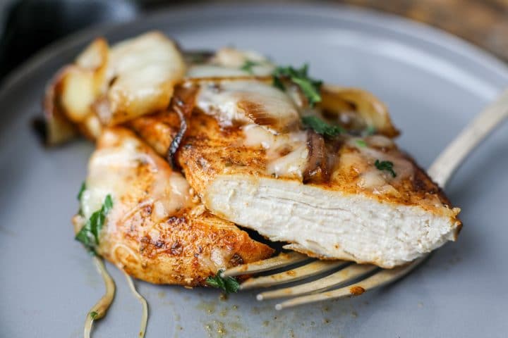 Caramelized Onion Blackened Chicken – Healthyish Foods