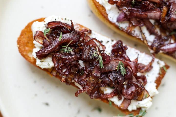 Caramelized Onion and Goat Cheese Toast – Healthyish Foods