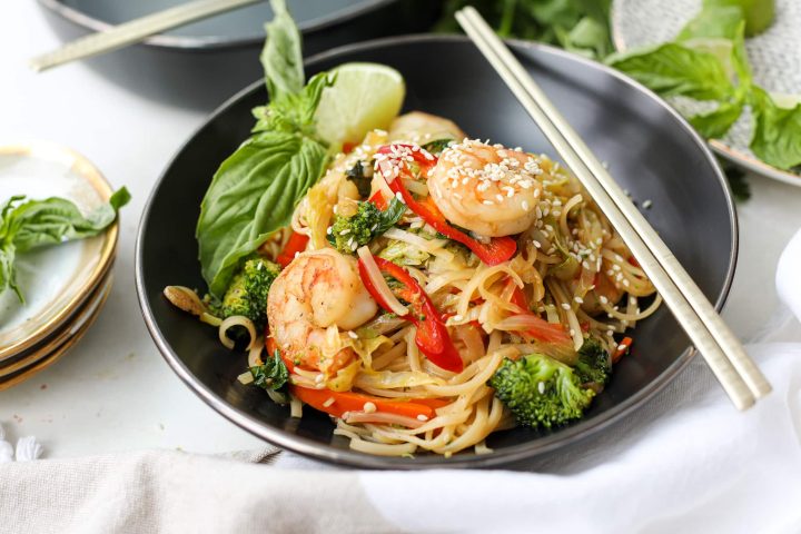 Shrimp and Vegetable Stir Fry with Rice Noodles – Healthyish Foods