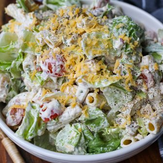 Chicken BLT Pasta Salad with Homemade Yogurt Ranch – Healthyish Foods
