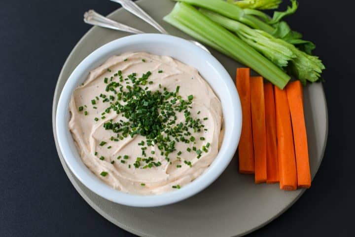 Buffalo Ranch Cottage Cheese Dip – Healthyish Foods