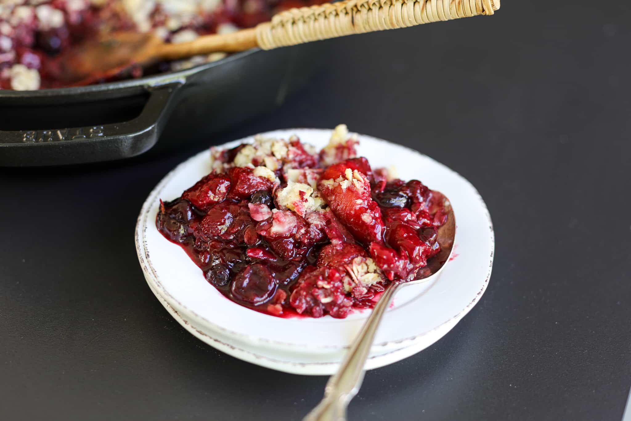 plated shot - Peachberry Crisp – Healthyish Foods