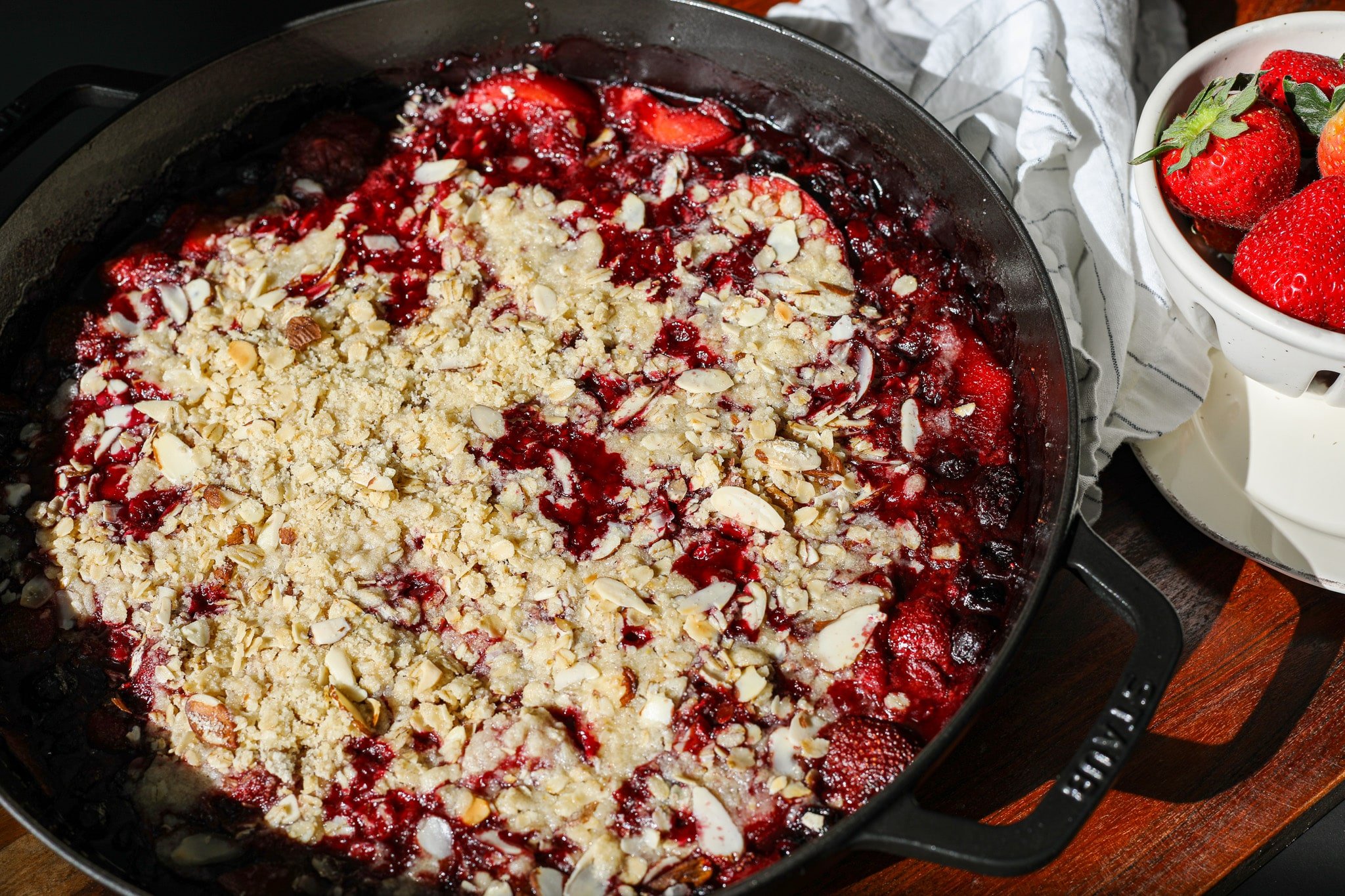 side angle - Peachberry Crisp – Healthyish Foods