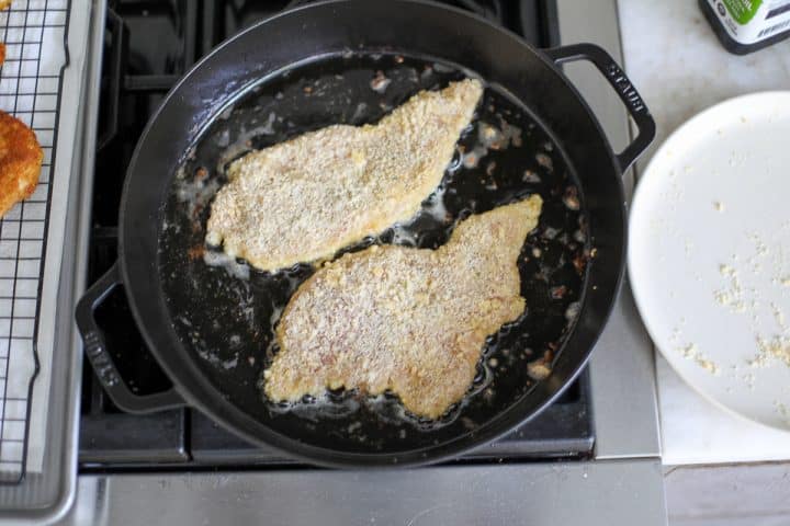 cutlets in oil. 
